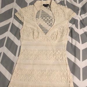 BEAUTIFUL, sparkly gold detail, cap sleeve